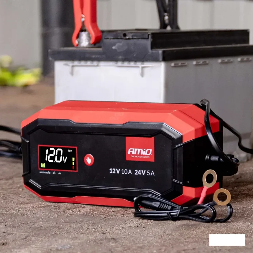 Nabíječka autobaterií digitální 12V (10A) / 24V (5A) – pohled 7