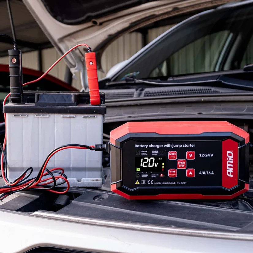 Nabíječka autobaterií digitální 12V (16A) a 24V (8A) s funkcí Boost